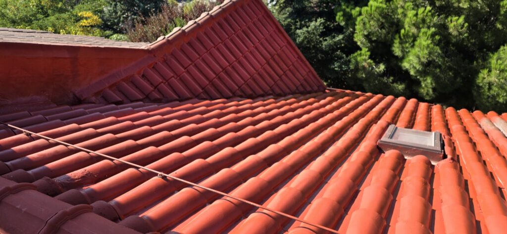 Aplicación de membranas impermeables para evitar filtraciones y humedades en Leganés y Alcorcón